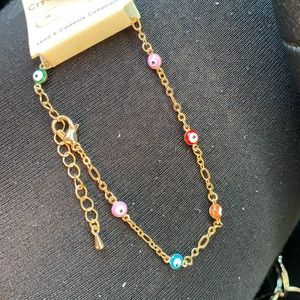 The eye bracelet